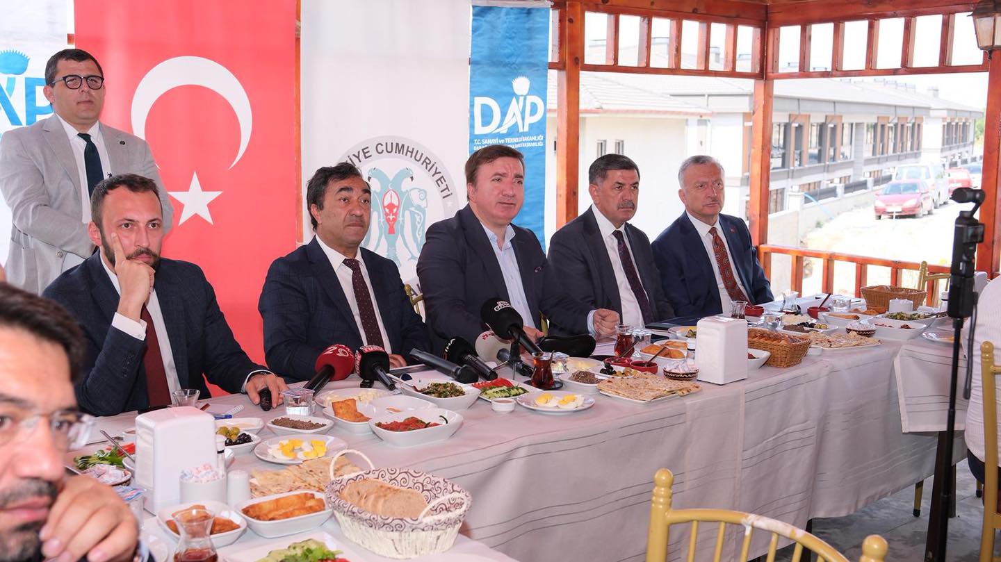 DAP Bölge Kalkınma İdaresi Başkanı Prof. Dr. Osman  Demirdöğen.