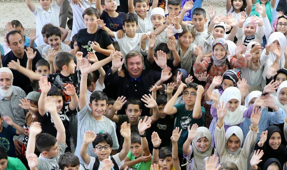 Erzincan Valisi Hamza Aydoğdu, Yavuz Selim Camii'nde düzenlenen Yaz Kur'an