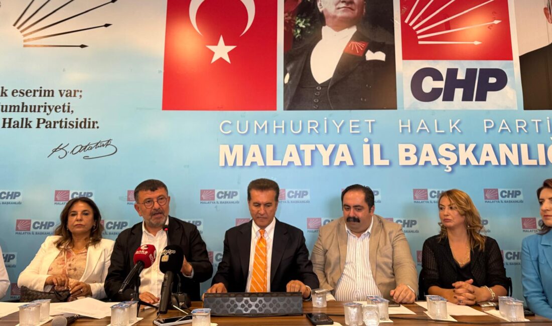 “Türkiye'yi demokrasiyle buluşturacak ve kalkındıracağız”