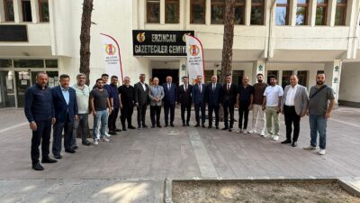 Erzincan Milletvekili Karaman’dan Destici’ye Tepki Erzincan Milletvekili Süleyman Karaman, Erzincan Gazeteciler Cemiyeti’nde yaptığı basın toplantısında,