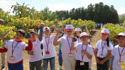 Çocuklara doğa bilinci ve çevre farkındalığı kazandırmak amacıyla yapılan "Lider