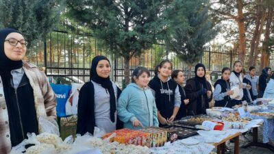 Elde edilen gelirlerin tamamı Gazze’deki ihtiyaç sahiplerine ulaştırılacak.