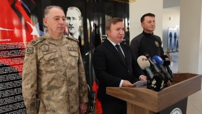 Erzincan Valisi Hamza Aydoğdu, İl Emniyet Müdürlüğü'nde düzenlenen "Asayiş ve