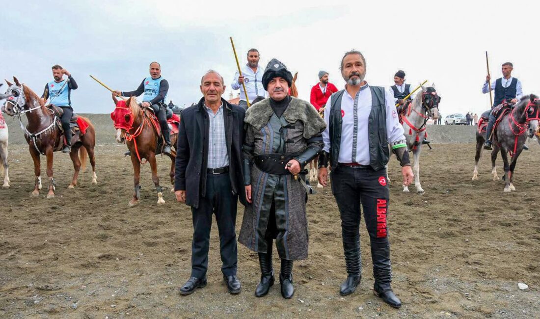 Ata Sporu Cirit Erzincan’da Yaşatılıyor Erzincan’da atlı spor kulüplerince düzenlenen müsabakalarla asırlık ata sporu cirit