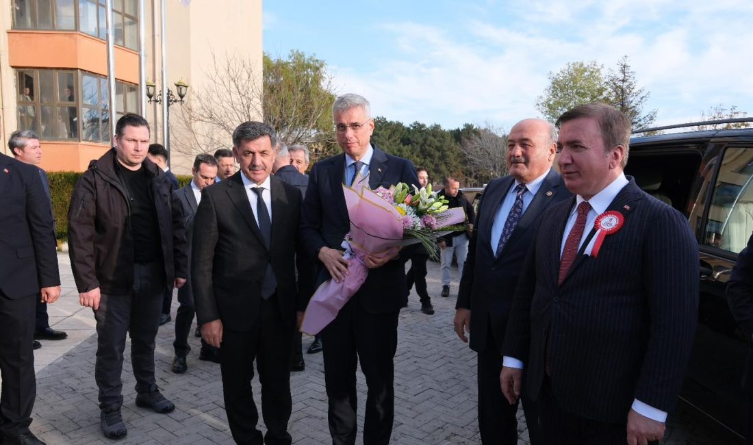 Sağlık Bakanı Prof. Dr. Kemal Memişoğlu, Erzincan'daki resmi temasları ve