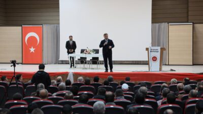 Erzincan Valisi Hamza Aydoğdu, İl Müftüsü İsmail Fakirullahoğlu ile birlikte