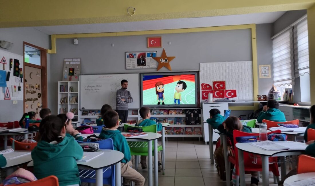 Öğrencilere Sağlıklı Beslenme Seferberliği Erzincan İl Milli Eğitim Müdürlüğü, "Okulumda Sağlıklı Besleniyorum Programı" kapsamında