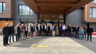 Erzincan Veteriner Hekimleri Odası ev sahipliğinde düzenlenen programda veteriner hekimliğin