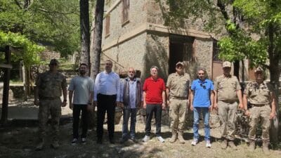 Kemaliye Kaymakamı Emirhan Arıkan, kurum amirleri ve beraberindeki heyetle birlikte