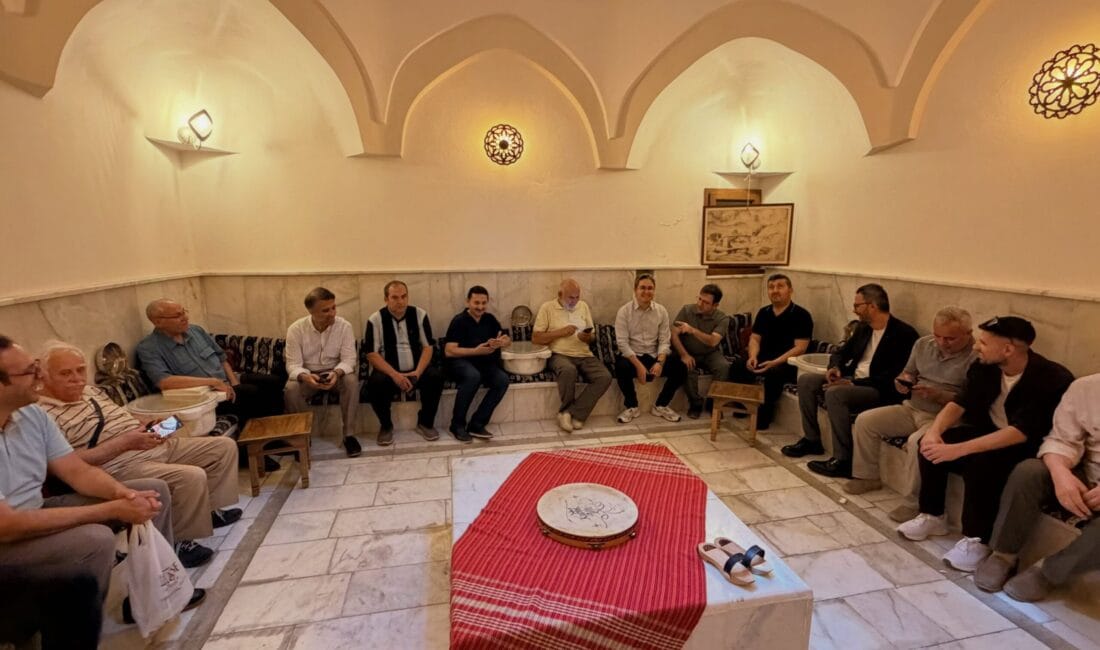 Kemaliye’de Mütefekkirin Düşünce Dünyası Panellerle Ele Alındı Kemaliye’de Nurettin Topçu Sokağı’nın açılışıyla başlayan program; Lökhane, Tarihi Hamam