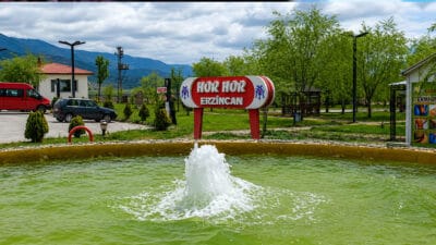 Erzincan, doğal zenginlikleri ve jeotermal kaynaklarıyla sağlık turizmi alanında dikkat