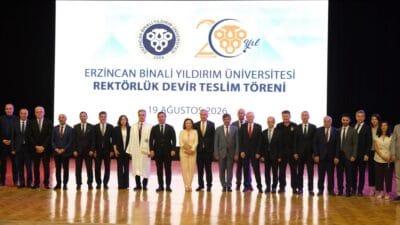 Erzincan Binali Yıldırım Üniversitesi’nde rektörlük görevinde devir teslim töreni gerçekleştirildi.
