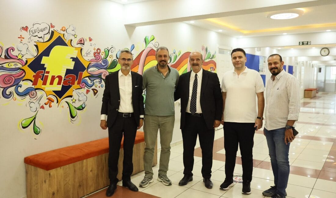 Süleyman Tan: Göreve Geldiğimizde de Kapınızı Çalmaya Devam Edeceğiz Erzincan Ticaret ve Sanayi Odası Başkan Adayı Süleyman Tan, seçim