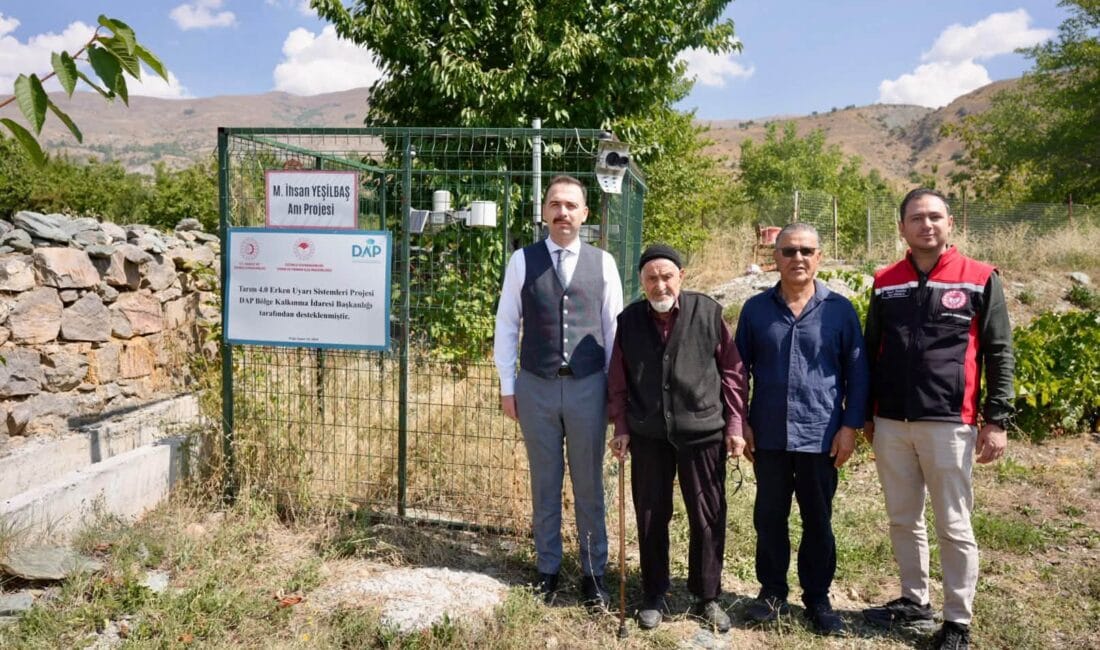 Üzümlü Kaymakamı Hacı Osman Hökelekli, ilçede sürdürülen tarımsal faaliyetleri yerinde