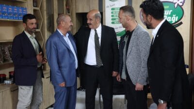 İlçelerin oda yönetiminde daha fazla söz sahibi olması gerektiğini belirten